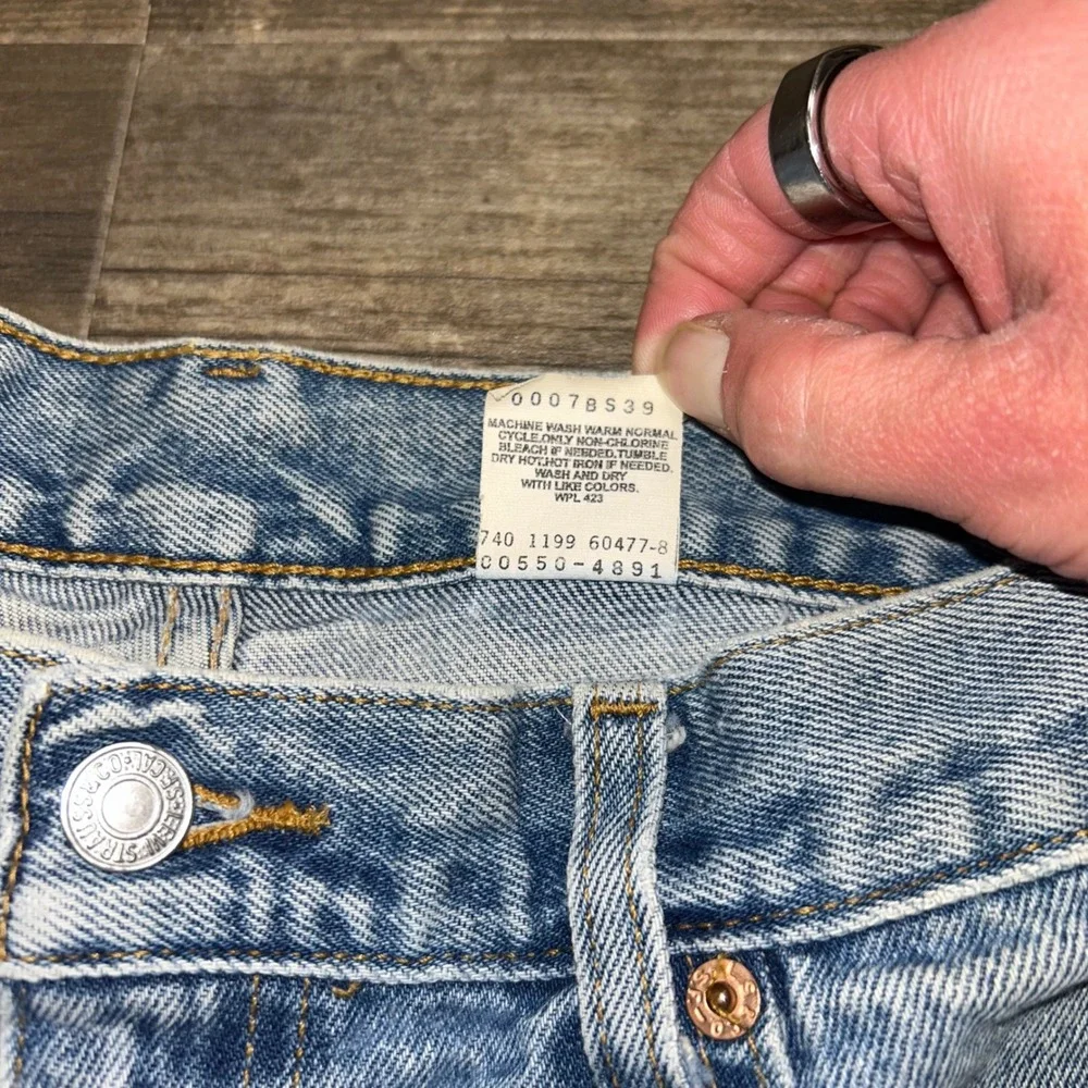Vintage‎ Distressed Levi's 550 Denim Jeans Men Size 36x36 90s Relaxed Fit 1999